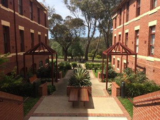 Agoda.com Australia Apartments & Hotels