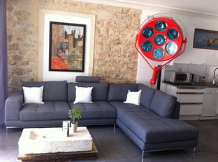 Agoda.com Apartments & Hotels France 