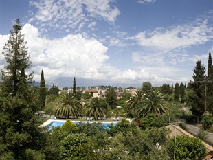 Agoda.com Greece Apartments & Hotels