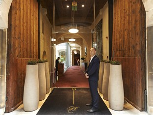 Agoda.com Spain Apartments & Hotels