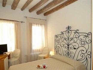 Agoda.com Italy Apartments & Hotels
