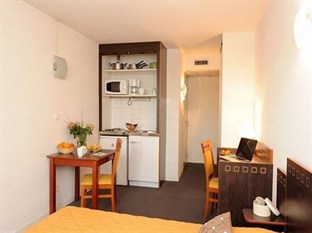 Agoda.com Apartments & Hotels France 