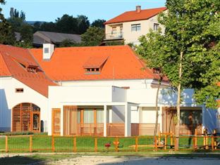 Agoda.com Hungary Apartments & Hotels