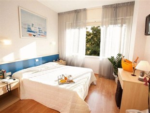 Agoda.com Italy Apartments & Hotels