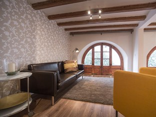 Agoda.com Spain Apartments & Hotels