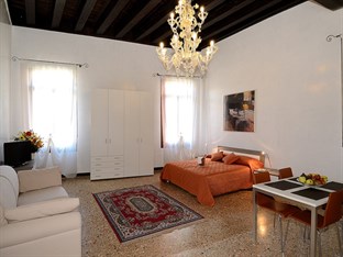 Agoda.com Italy Apartments & Hotels