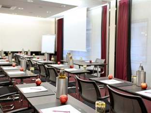 Agoda.com Apartments & Hotels France 