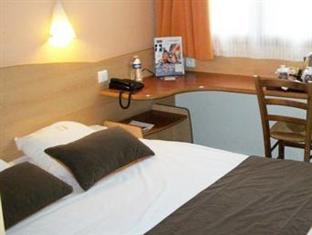 Agoda.com Apartments & Hotels France 