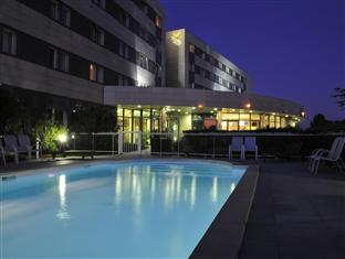 Agoda.com Apartments & Hotels France 