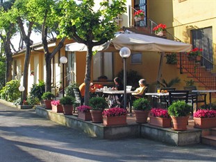 Agoda.com Italy Apartments & Hotels