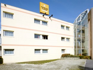 Agoda.com Apartments & Hotels France 