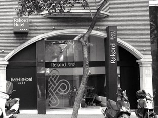 Agoda.com Spain Apartments & Hotels