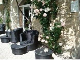 Agoda.com Apartments & Hotels France 