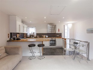 Agoda.com United Kingdom Apartments & Hotels