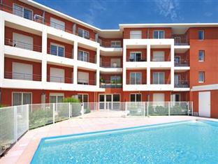 Agoda.com Apartments & Hotels France 