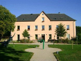 Agoda.com Apartments & Hotels France 