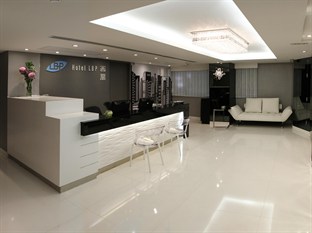 Agoda.com Hong Kong Apartments & Hotels