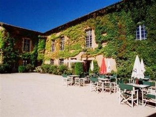 Agoda.com Apartments & Hotels France 