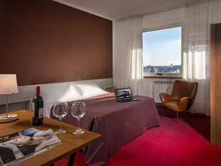 Agoda.com Italy Apartments & Hotels