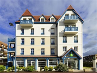 Agoda.com Apartments & Hotels France 