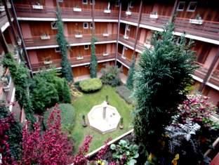 Agoda.com Apartments & Hotels France 
