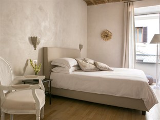 Agoda.com Italy Apartments & Hotels