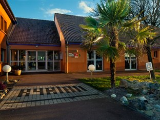 Agoda.com Apartments & Hotels France 