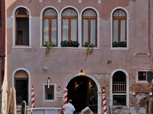 Agoda.com Italy Apartments & Hotels