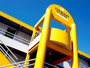 Agoda.com Apartments & Hotels France 