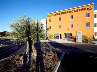 Agoda.com Apartments & Hotels France 