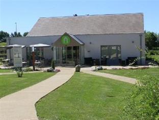 Agoda.com Apartments & Hotels France 