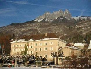 Agoda.com Apartments & Hotels France 