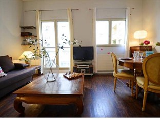 Agoda.com Apartments & Hotels France 