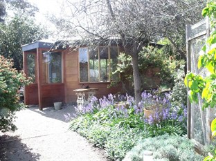 Agoda.com Australia Apartments & Hotels