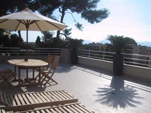 Agoda.com Apartments & Hotels France 