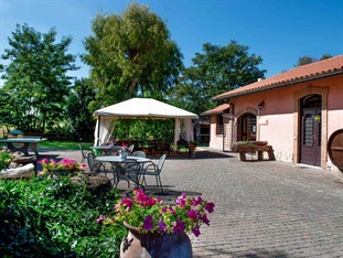 Agoda.com Italy Apartments & Hotels