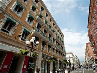 Agoda.com Apartments & Hotels France 