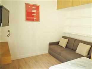 Agoda.com Apartments & Hotels France 