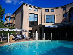 Agoda.com Apartments & Hotels France 
