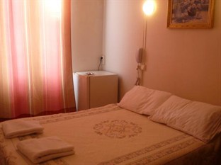 Agoda.com Apartments & Hotels France 