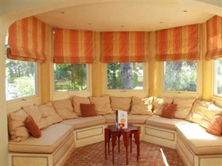 Agoda.com Apartments & Hotels France 