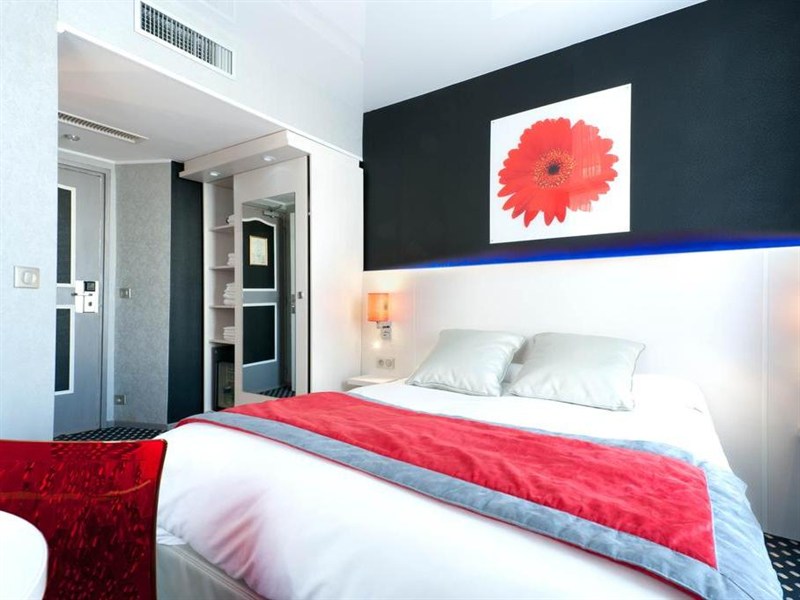 Agoda.com Apartments & Hotels France 