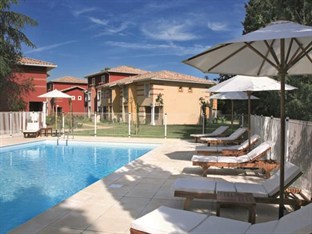 Agoda.com Apartments & Hotels France 