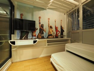 Agoda.com Hong Kong Apartments & Hotels