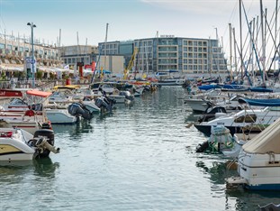 Agoda.com Israel Apartments & Hotels