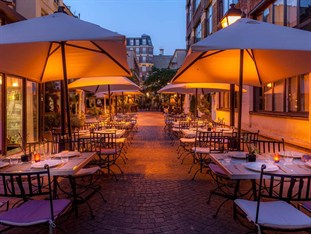 Agoda.com Apartments & Hotels France 