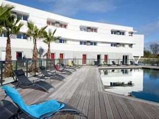 Agoda.com Apartments & Hotels France 