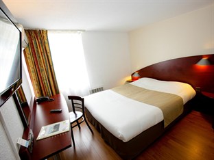 Agoda.com Apartments & Hotels France 