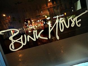 Agoda.com United Kingdom Apartments & Hotels