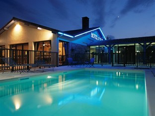 Agoda.com Apartments & Hotels France 